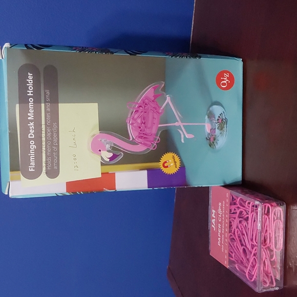 Desk memo holder - Picture 2 of 2